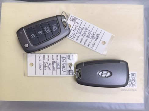 Used 2022 Hyundai Accent SEL image 43