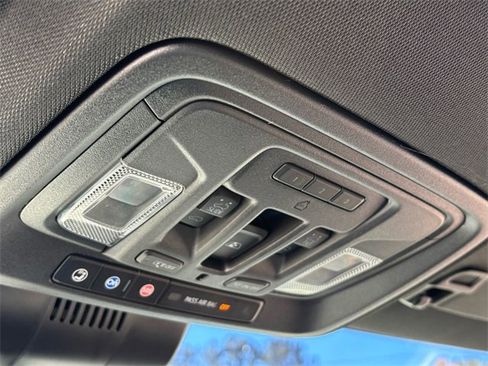 Used 2023 GMC Sierra 1500 AT4 w/ Technology Package image 34