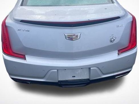 Used 2018 Cadillac XTS Luxury image 5