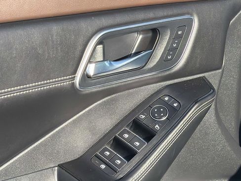 Used 2023 Nissan Rogue Platinum w/ Platinum Premium Package image 26