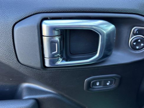 New 2026 Jeep Gladiator Sport image 8