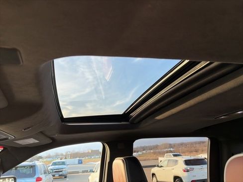 Used 2024 GMC Sierra 2500 Denali Ultimate image 30