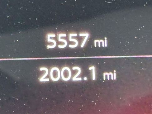 Certified 2025 Audi Q5 2.0T Premium Plus w/ Premium Plus image 24