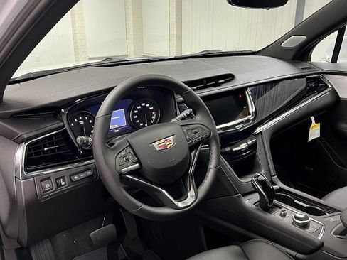 New 2025 Cadillac XT6 Premium Luxury w/ Technology Package image 13