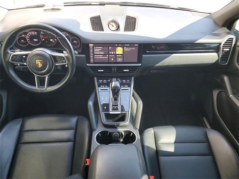 Used 2021 Porsche Cayenne image 36