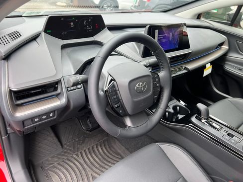 New 2027 Toyota Prius XLE FWD image 10