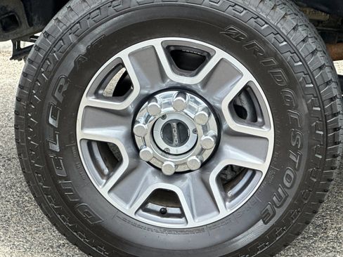 Used 2024 Ford F350 Lariat w/ Lariat Ultimate Package AWD/4WD image 40