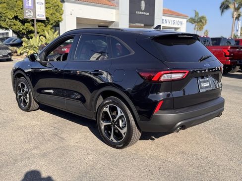 Used 2025 Ford Escape ST-Line Select image 11