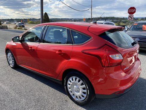 Used 2012 Ford Focus SE image 8