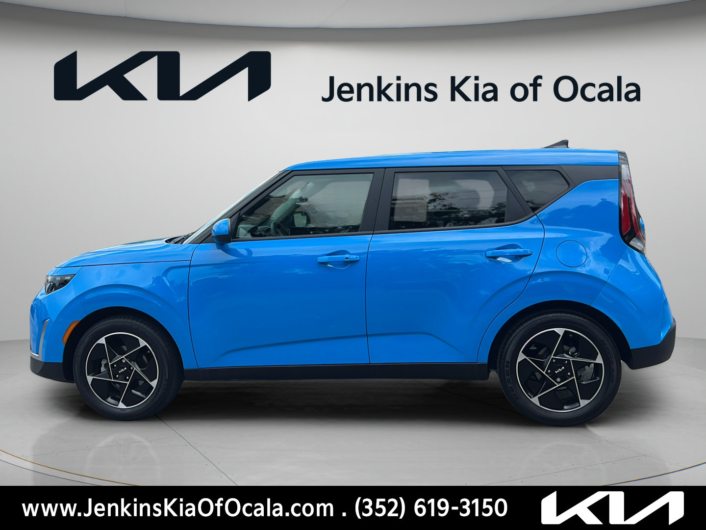 Certified 2025 Kia Soul EX FWD image 6