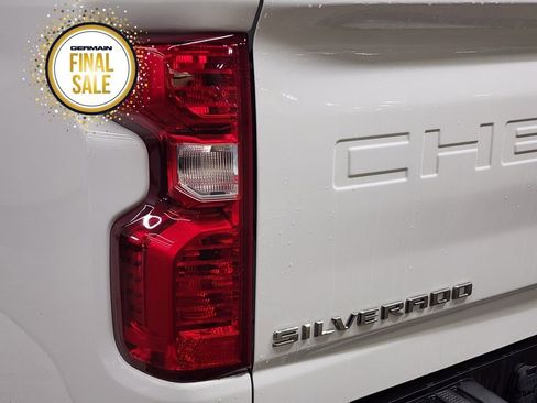 Used 2022 Chevrolet Silverado 2500 W/T w/ WT Convenience Package image 13