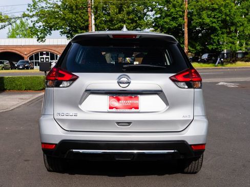 Used 2020 Nissan Rogue S AWD/4WD image 5