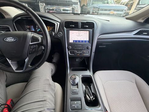 Used 2020 Ford Fusion SE w/ Equipment Group 151A FWD image 35