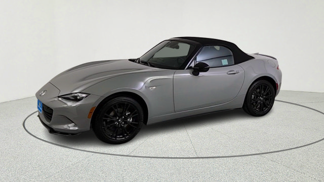 New 2026 MAZDA MX-5 Miata Club w/ Weather Package RWD image 3