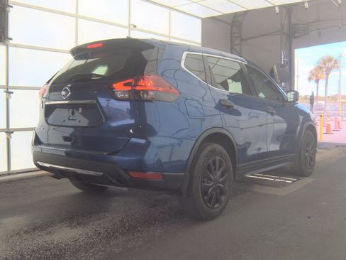 Used 2020 Nissan Rogue S FWD image 4