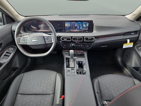 New 2026 Nissan Sentra SR w/ SR Premium Package FWD image 12