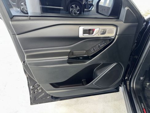 Used 2024 Ford Explorer ST w/ Equipment Group 401A image 18