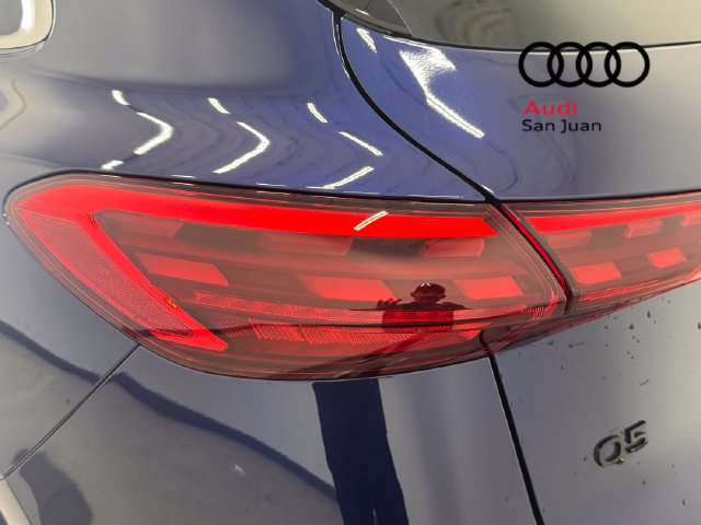 Used 2025 Audi Q5 Premium w/ Convenience Package AWD/4WD image 9