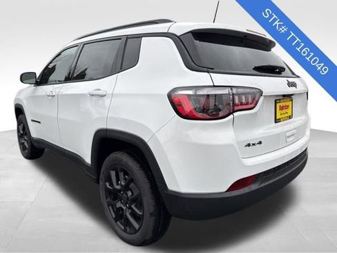 New 2026 Jeep Compass Latitude image 5