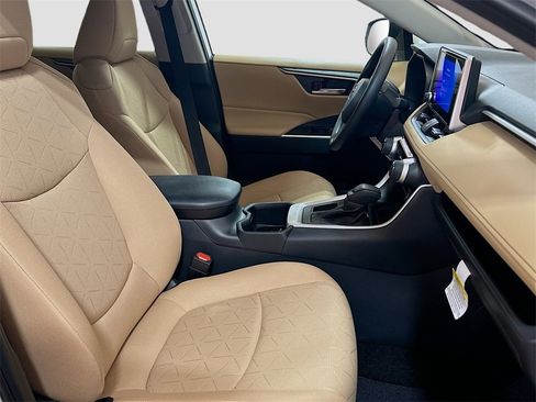 New 2025 Toyota RAV4 XLE image 26