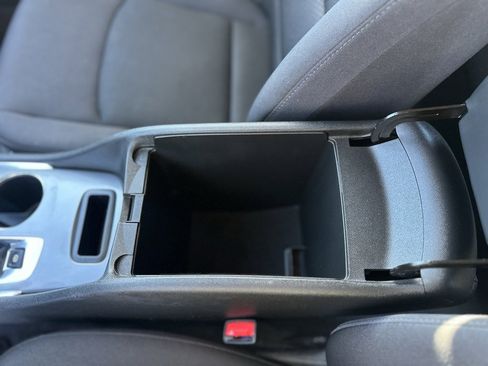 Used 2023 Chevrolet Malibu LT image 23