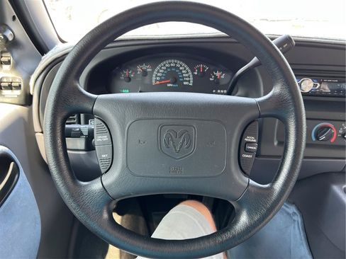 Used 2000 Dodge B3500 RWD image 19