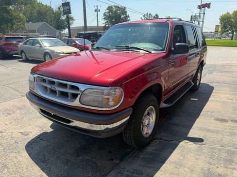 Used 1997 Ford Explorer AWD 4-Door image 4