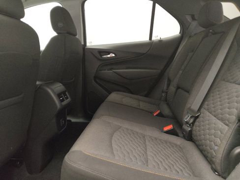 Used 2021 Chevrolet Equinox LT FWD image 18