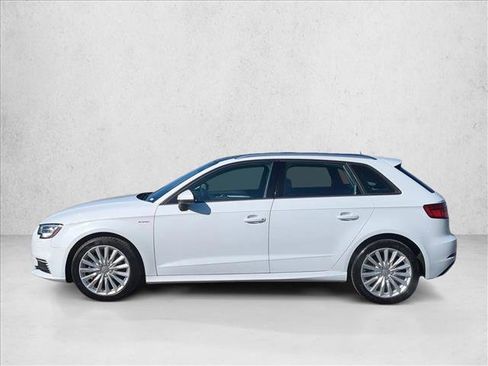 Used 2017 Audi A3 e-tron Premium image 9