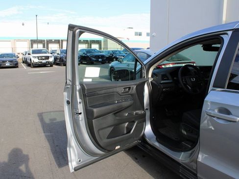 New 2026 Honda Odyssey EX-L image 17