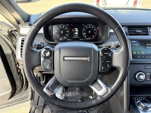 Used 2020 Land Rover Discovery Landmark AWD/4WD image 10