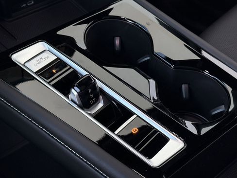 New 2026 Volkswagen Atlas Cross Sport SE image 18