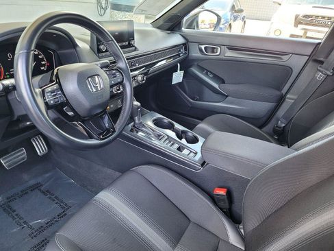Used 2023 Honda Civic Sport image 12