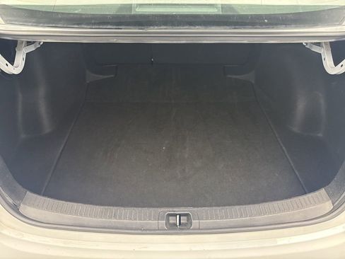 Used 2024 Toyota Corolla LE image 15