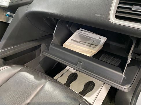 Used 2013 Chevrolet Equinox LTZ image 25