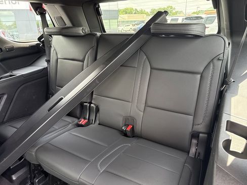 Used 2022 GMC Yukon Denali AWD/4WD image 7