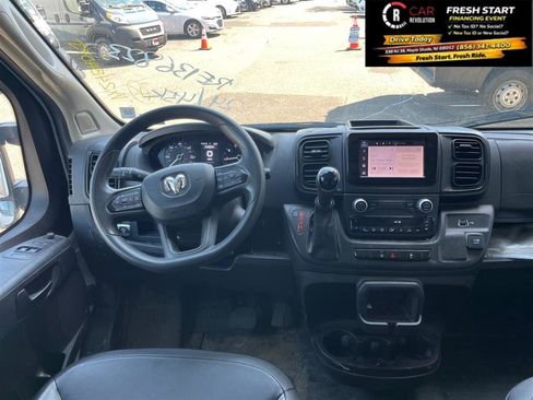 Used 2024 RAM ProMaster 2500 w/ Convenience Group image 28