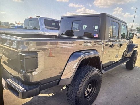 Used 2022 Jeep Gladiator Sport AWD/4WD image 4