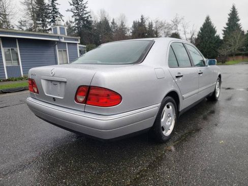 Used 1999 Mercedes-Benz E 430 Sedan image 4