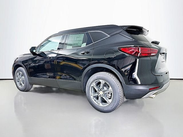 New 2026 Chevrolet Blazer LT w/ Convenience Package AWD/4WD image 5