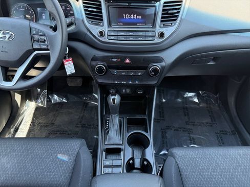 Used 2017 Hyundai Tucson SE w/ SE Popular Package 02 FWD image 11