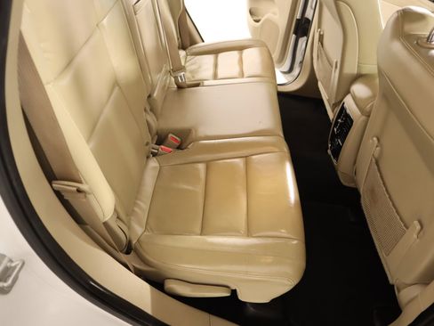 Used 2022 Jeep Grand Cherokee Limited image 15