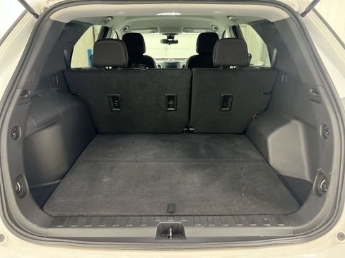Used 2022 Chevrolet Equinox LS w/ LS Convenience Package FWD image 23