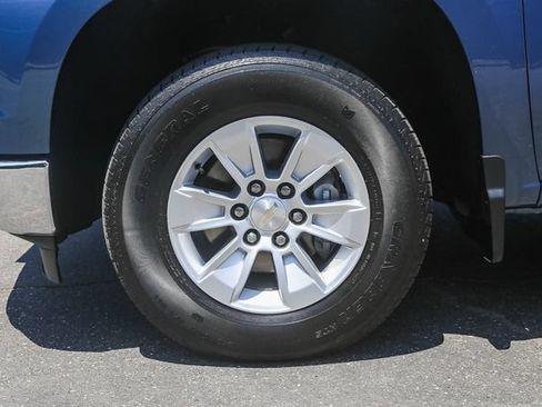 Used 2024 Chevrolet Silverado 1500 LT RWD image 13