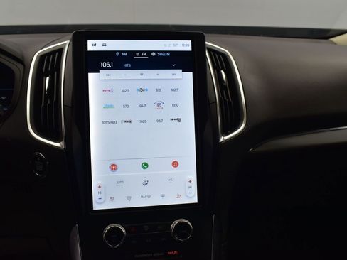 Used 2024 Ford Edge Titanium image 15