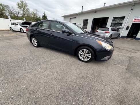Used 2013 Hyundai Sonata GLS w/ Popular Equipment Pkg FWD image 7
