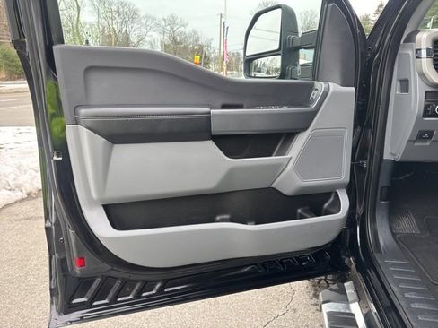 Certified 2024 Ford F350 XLT w/ FX4 Off-Road Package image 16