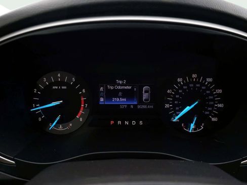 Used 2013 Ford Fusion SE image 27