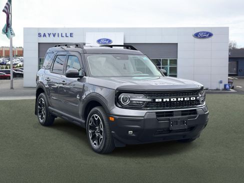 Used 2025 Ford Bronco Sport Outer Banks AWD/4WD image 6