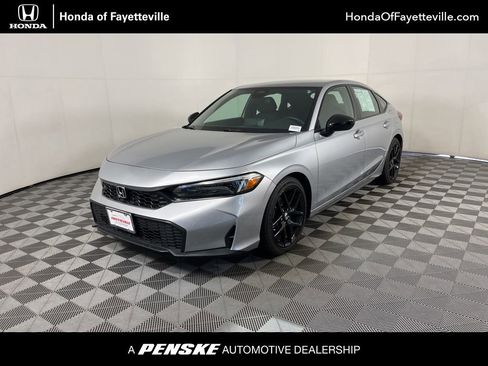 Used 2025 Honda Civic Sport image 1
